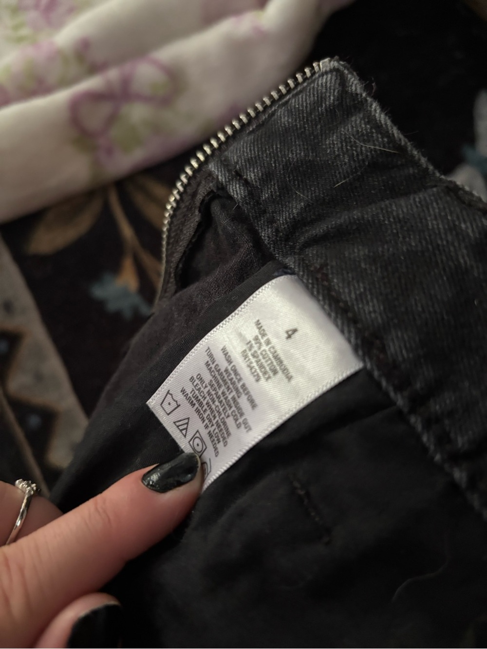 Aeropostale Black Women's Jeans Size 4